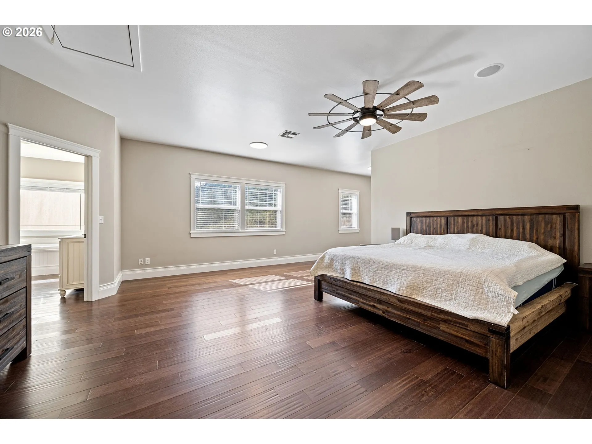 Bedroom, Owner's Suite