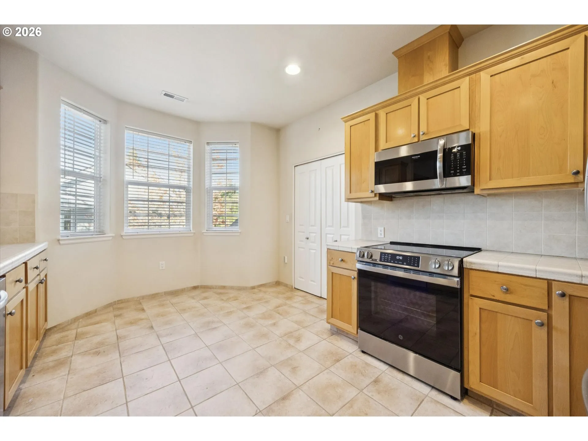 Kitchen/Nook-Eating Area