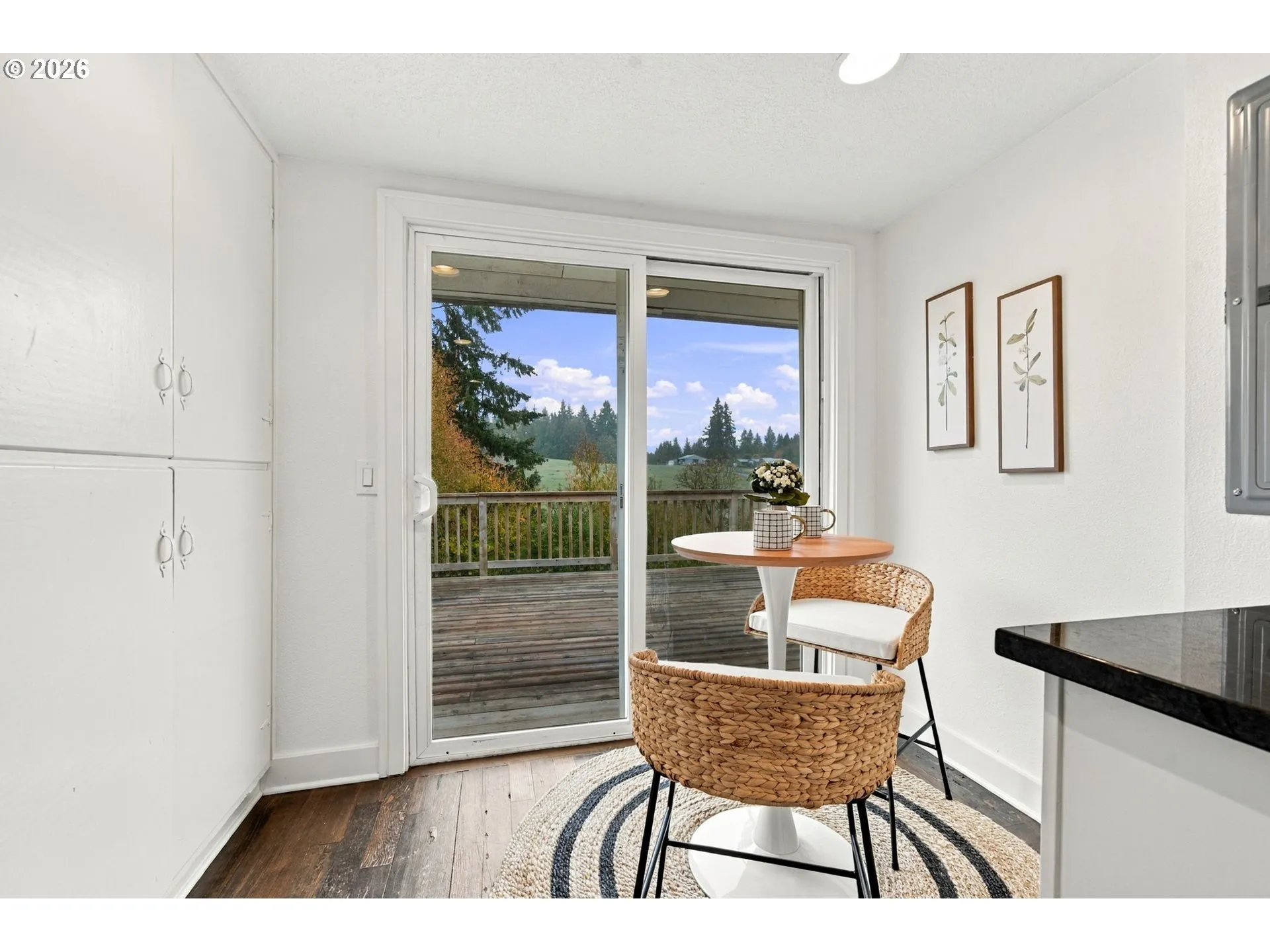 Kitchen/Nook-Eating Area