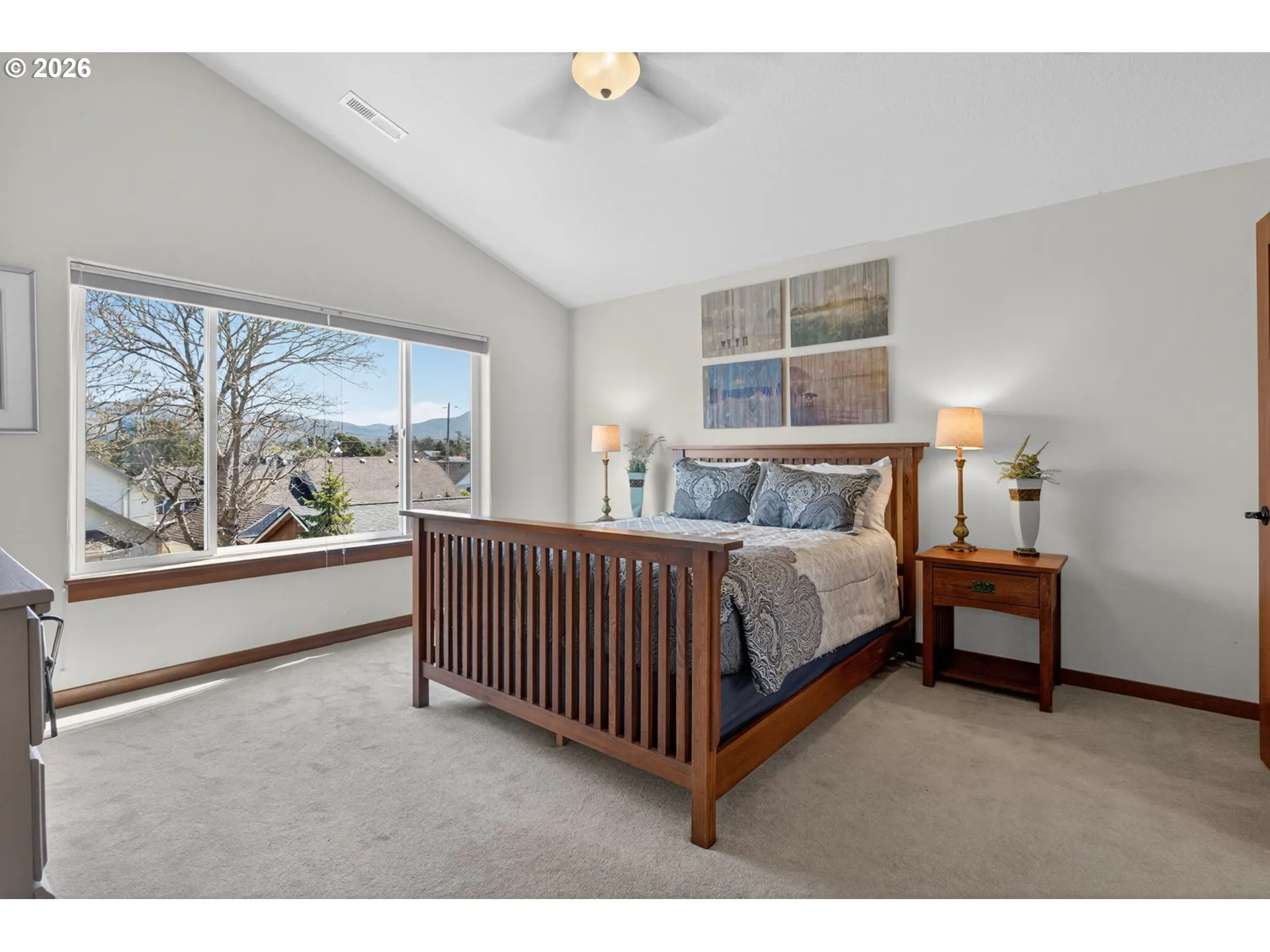 Bedroom, Primary