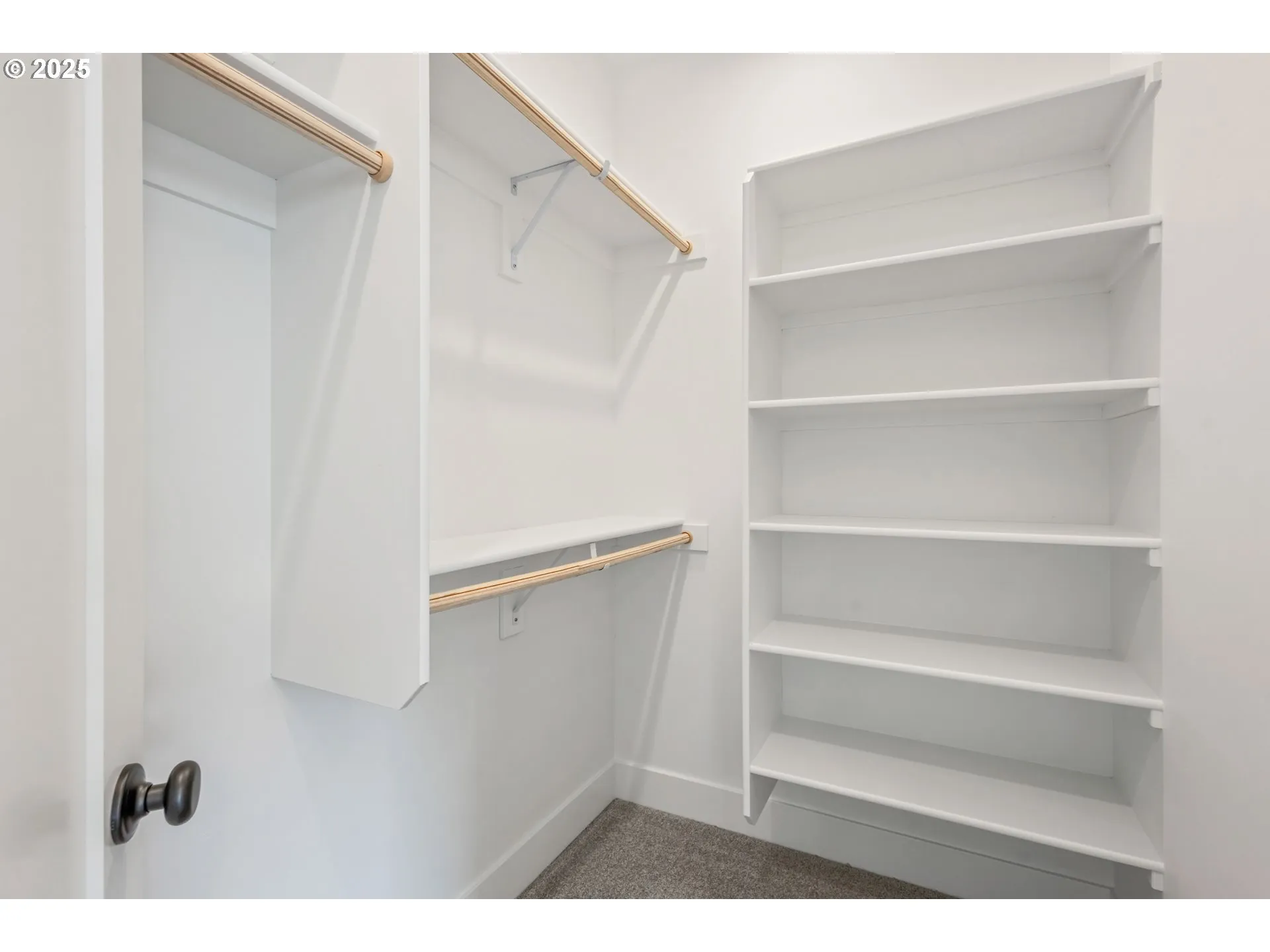 Bedroom, Owner's Suite-Walk-In Closet