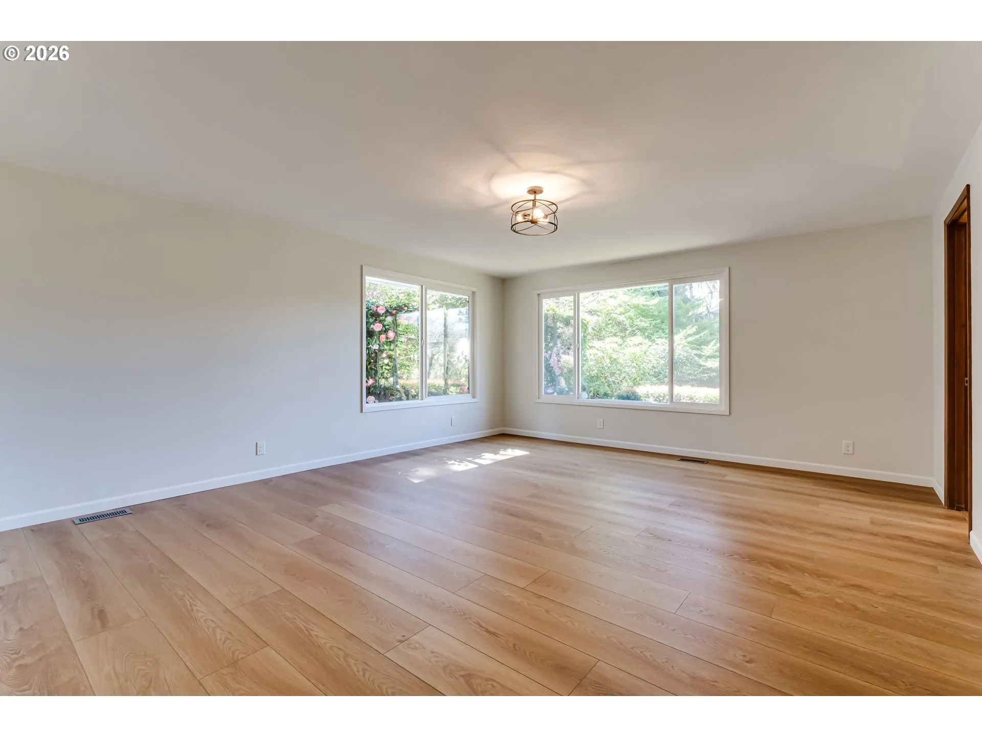 Bedroom, Primary