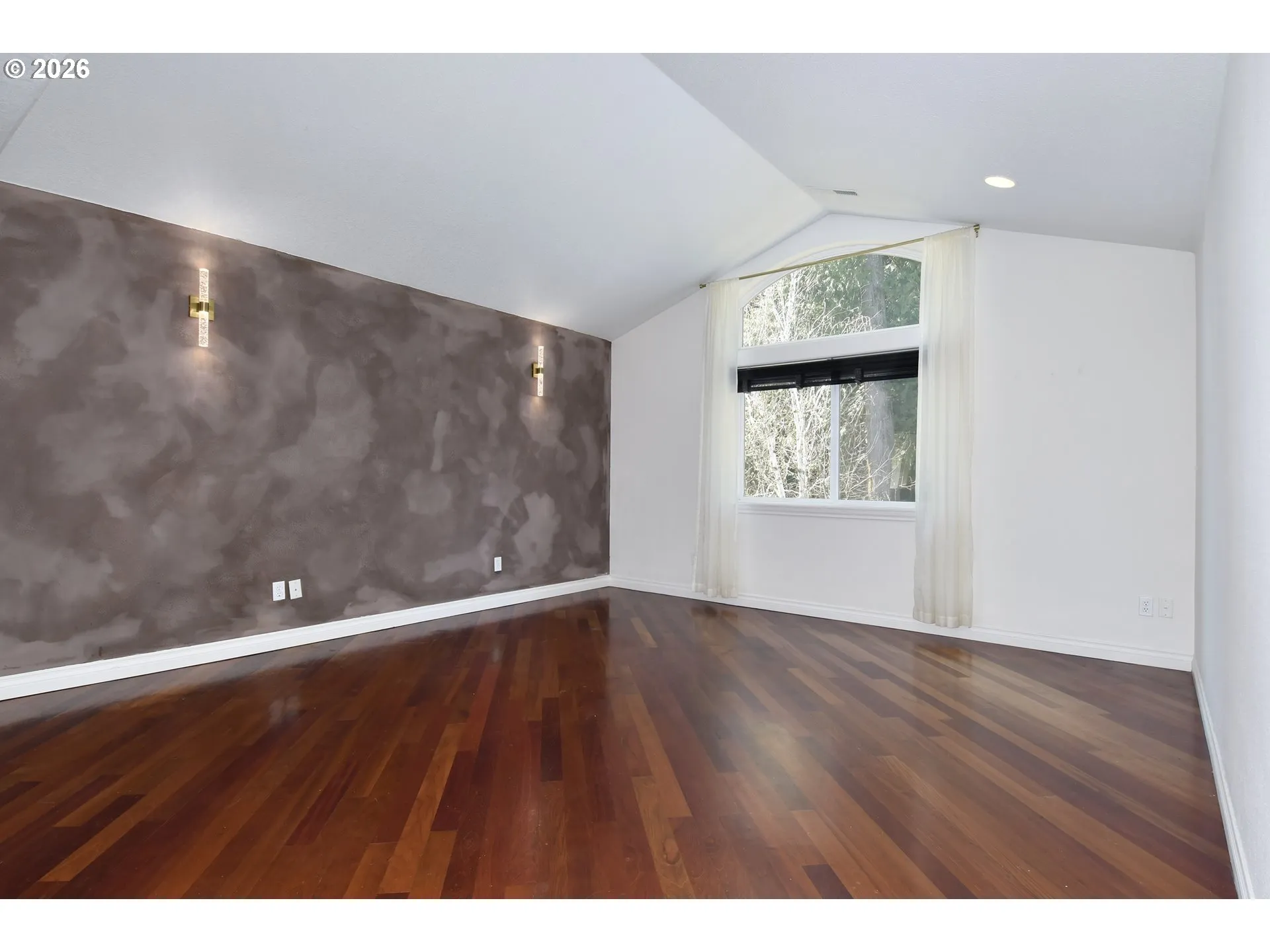 Owner's Suite Bedroom-Vaulted Ceilings