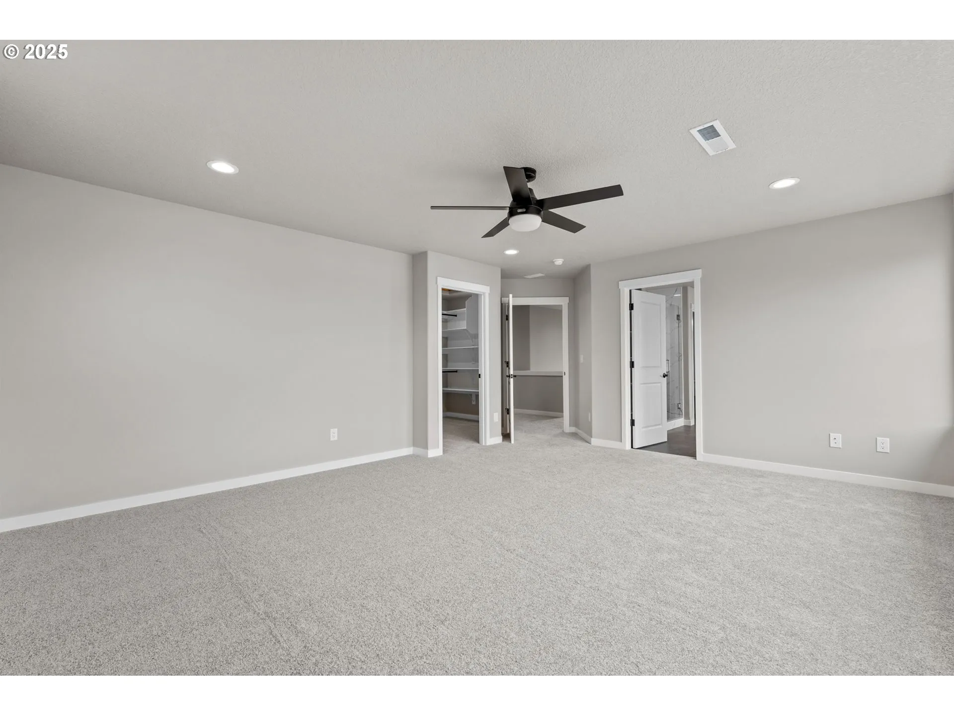 Bedroom, Owner's Suite