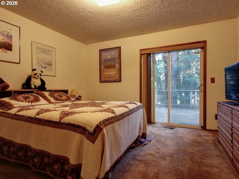 Bedroom-Main
