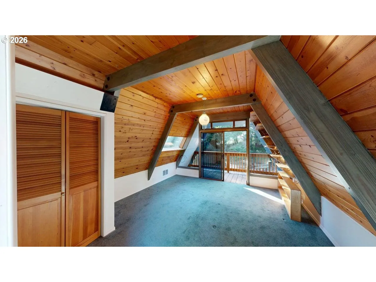 Bedroom, Primary-Upper