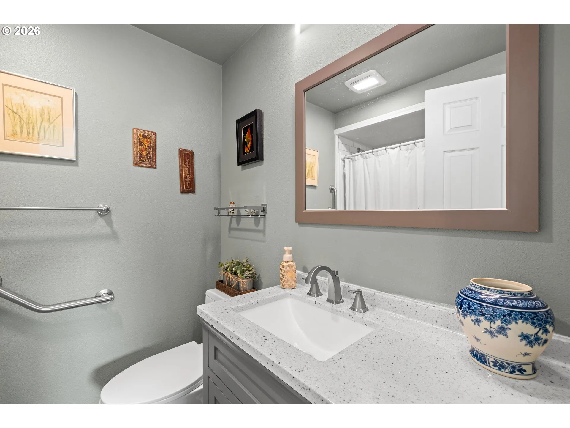 Bathroom-Hall