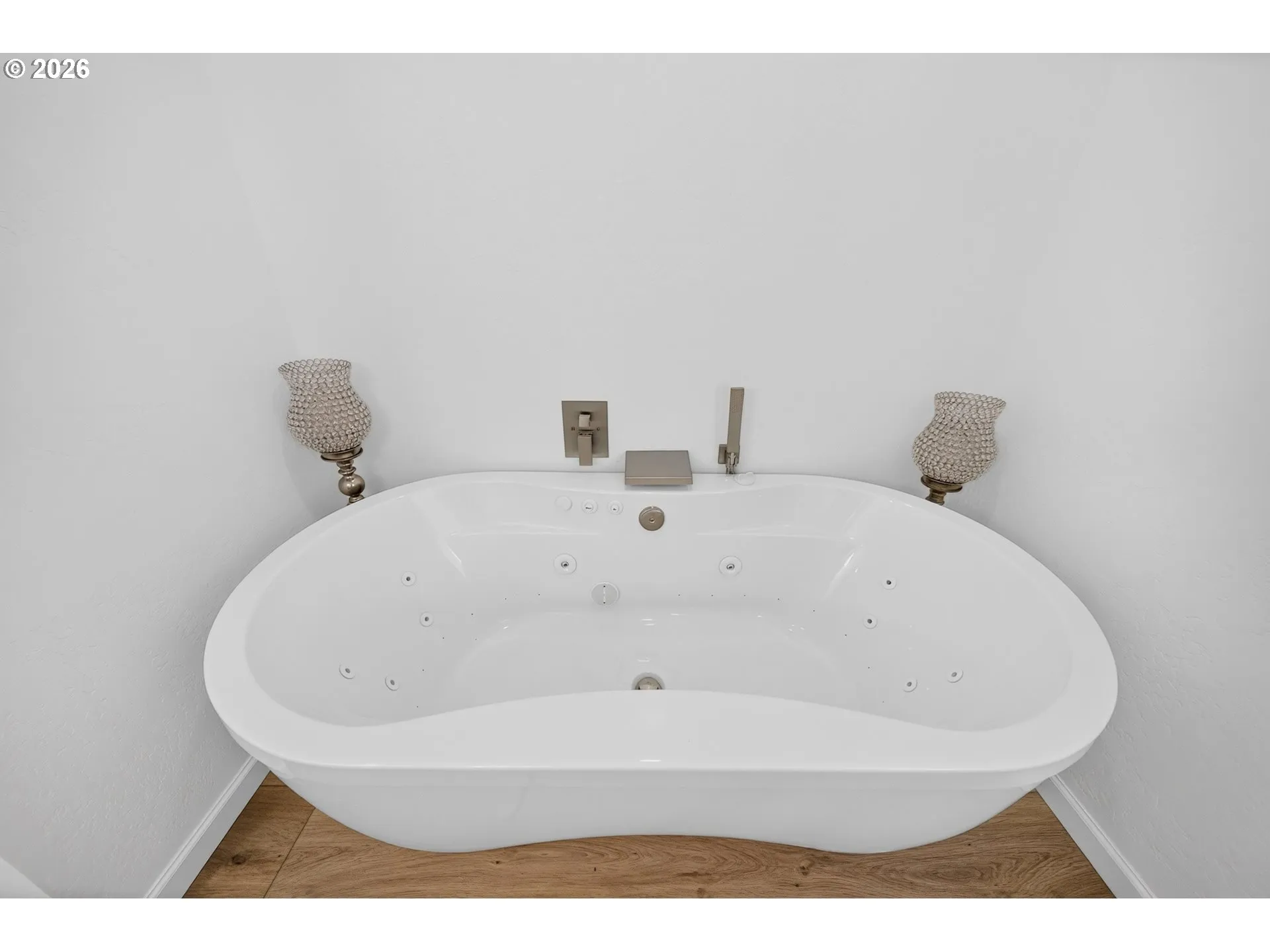 Owner's Suite Bathroom-Garden Tub