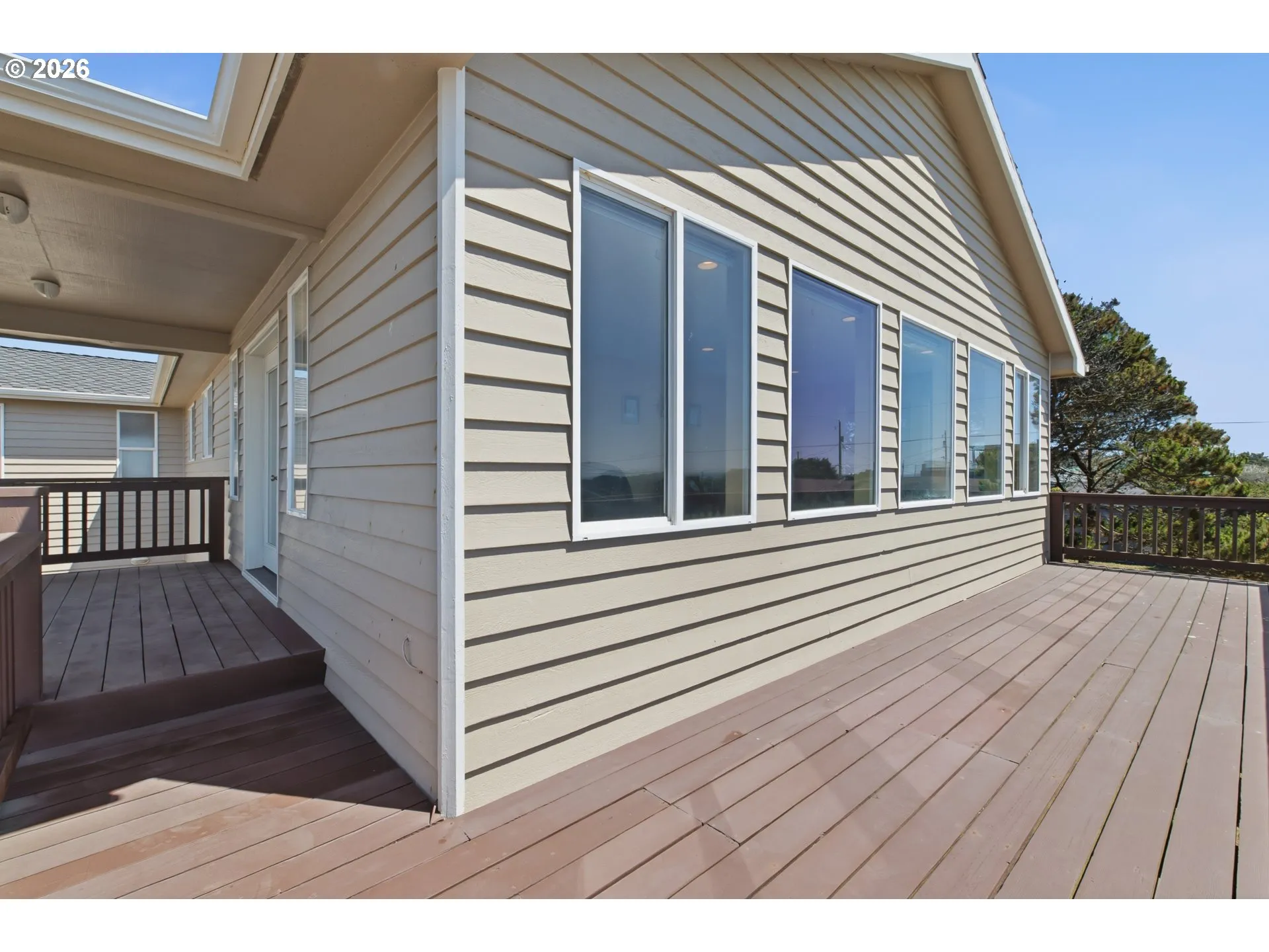 Deck-Upper