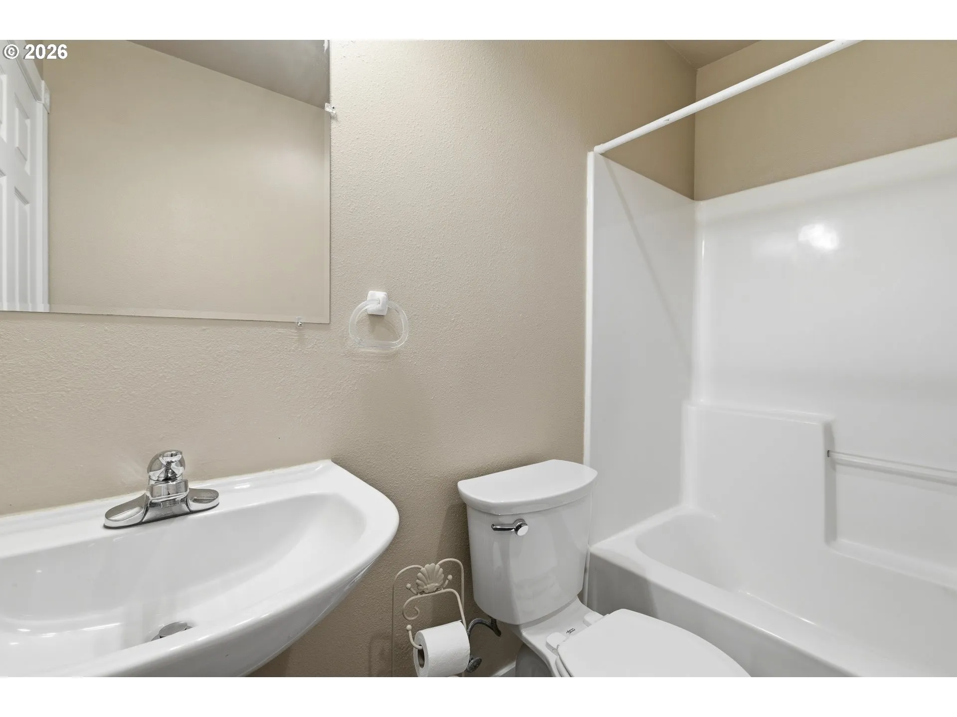 En Suite Bathroom-Upper