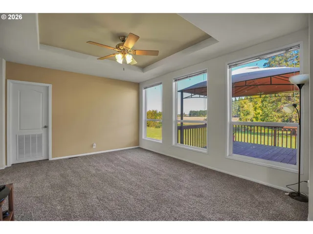 Living Room-Ceiling Fan