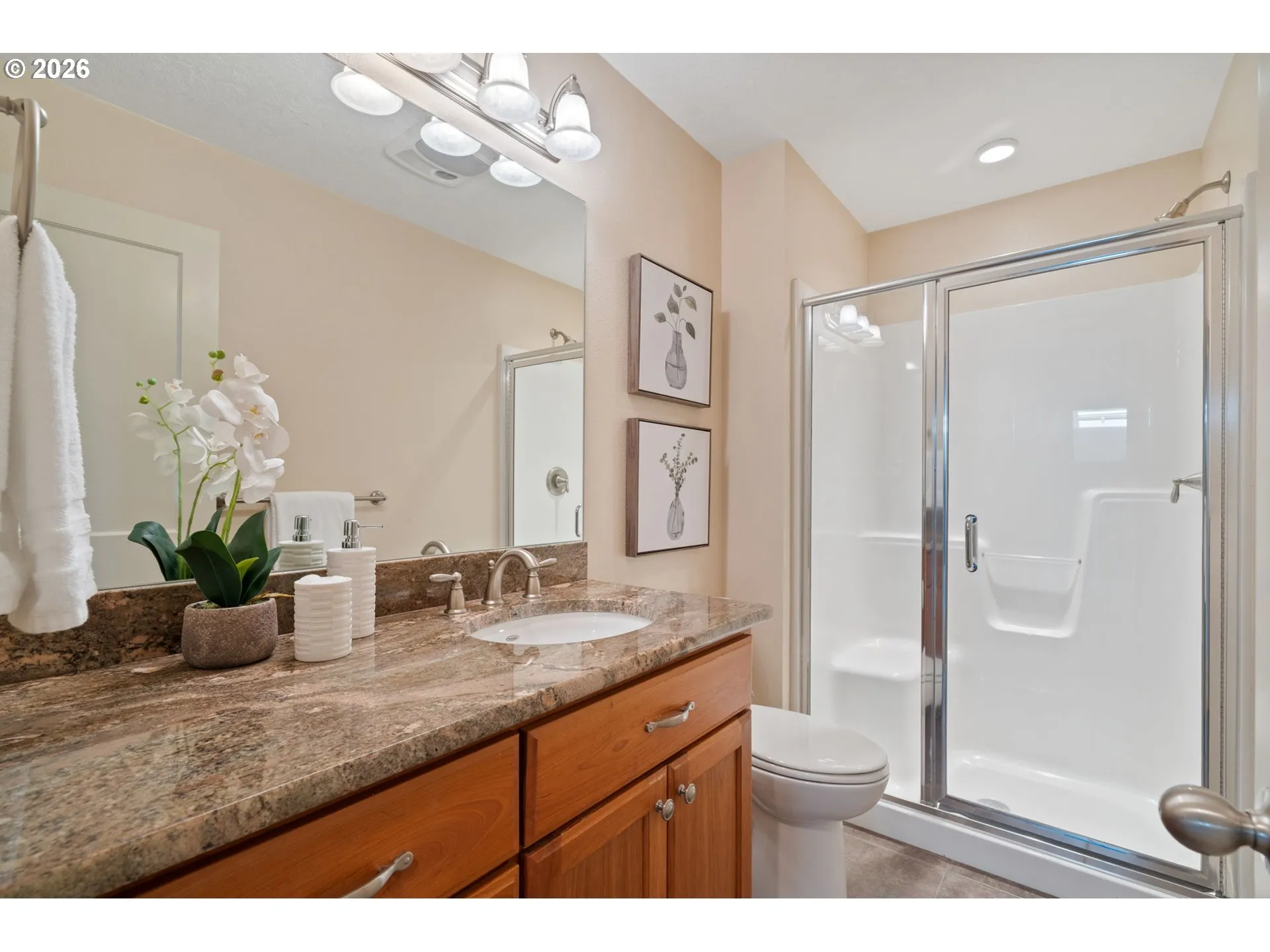Bathroom-Upper