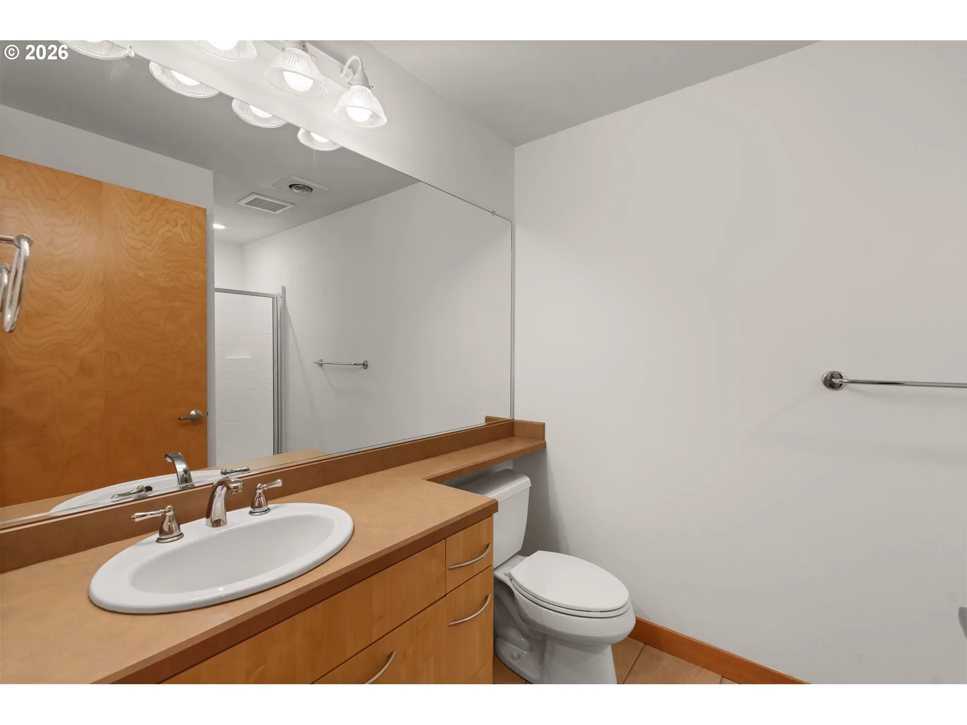 Bathroom-Hall