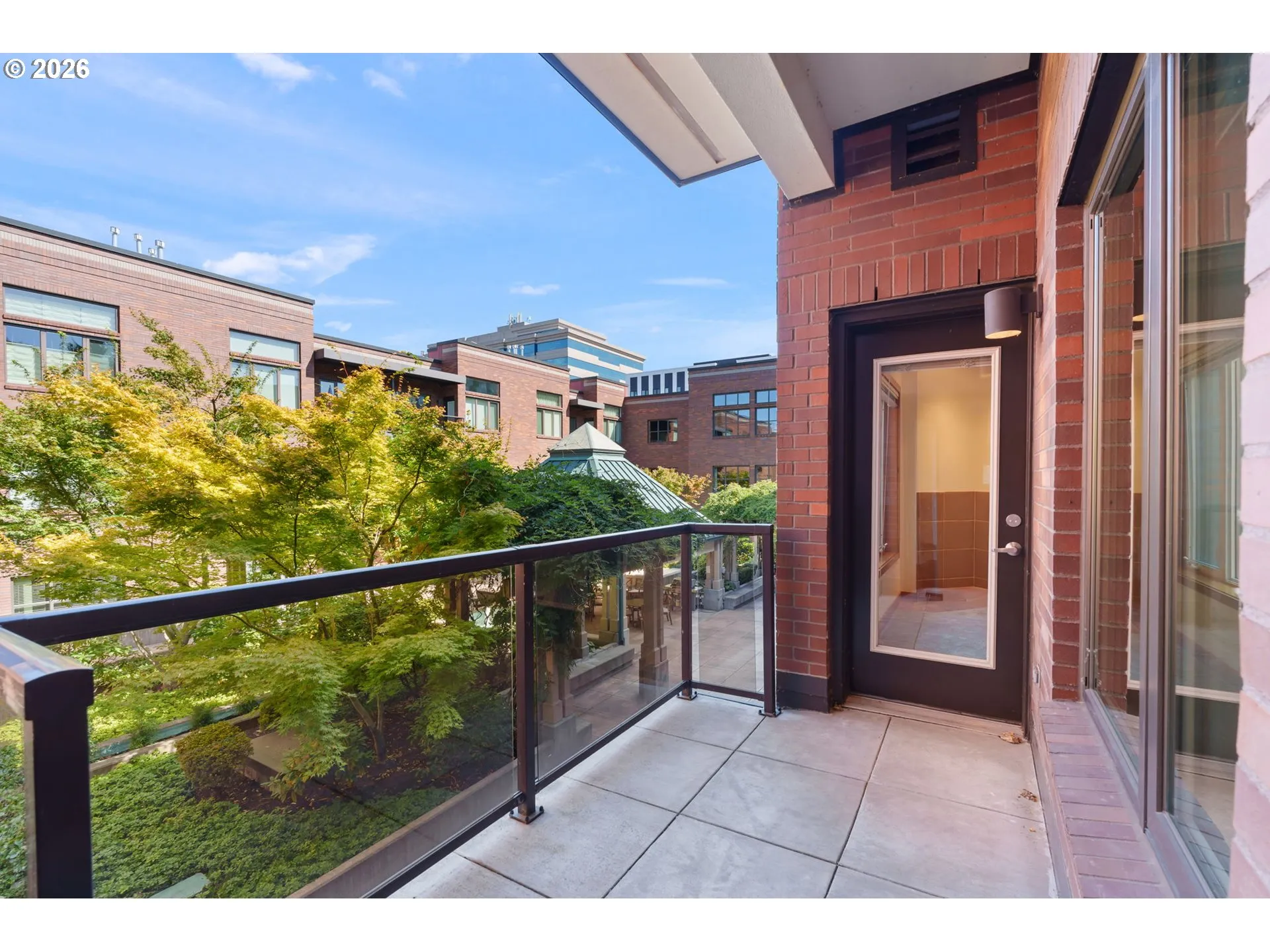 Balcony-Covered