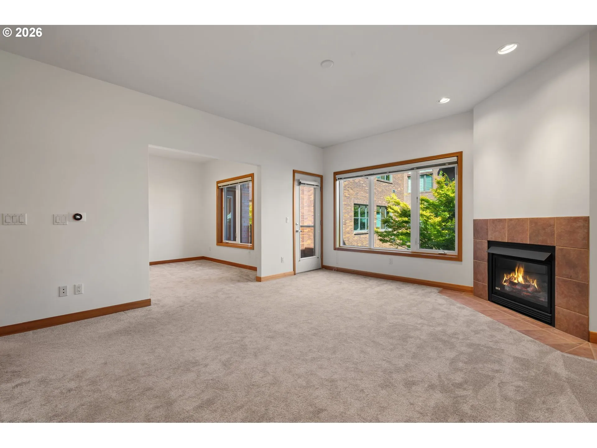 Living Room/Dining Room