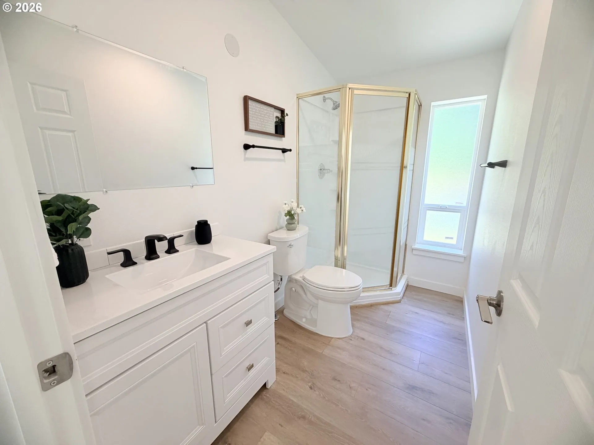 Bathroom-Hall