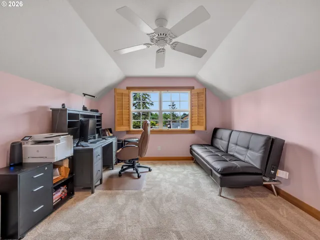 Bonus Room-Ceiling Fan