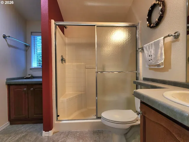 Bathroom-Walk in Shower