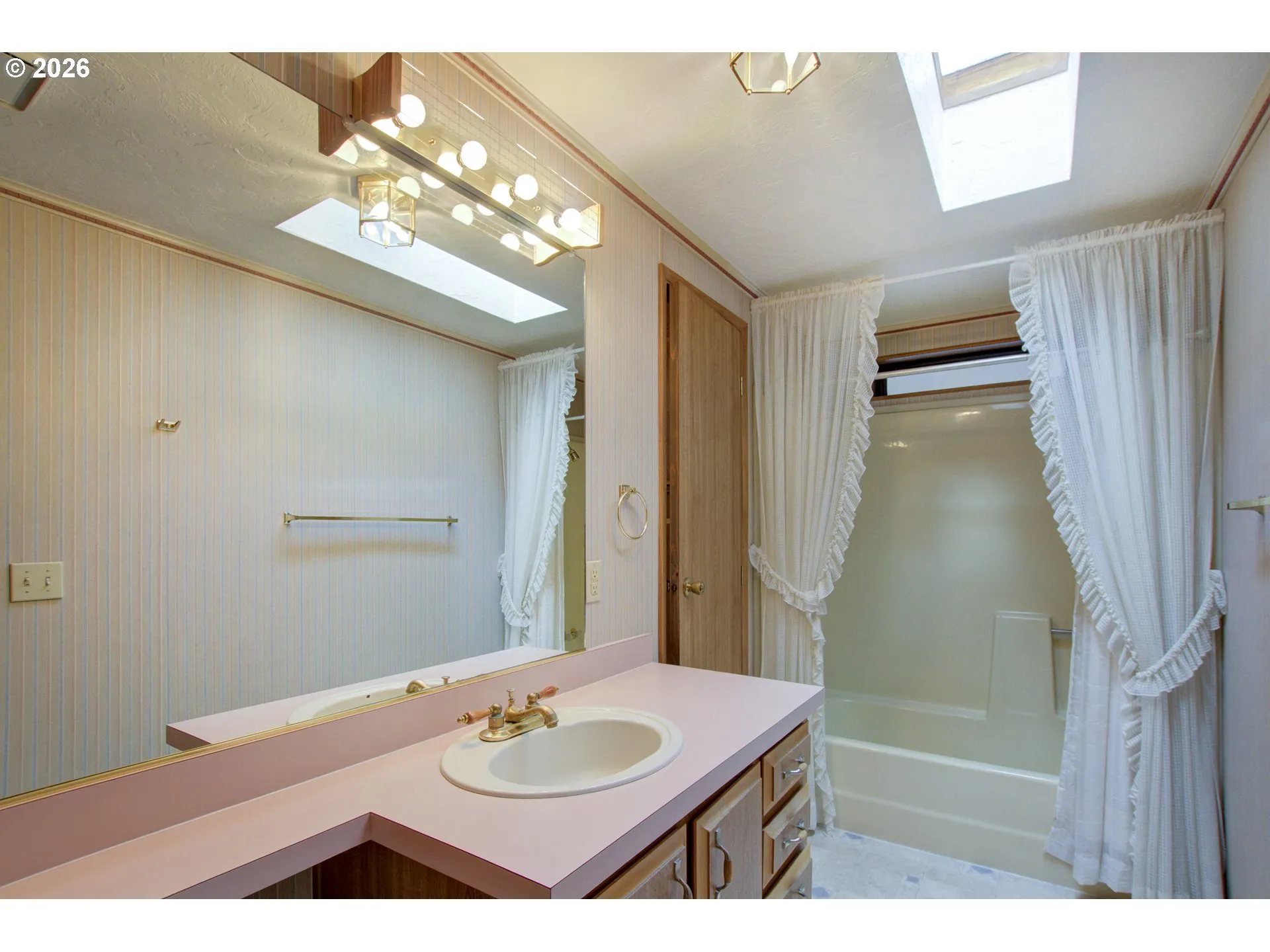 Bathroom-Main