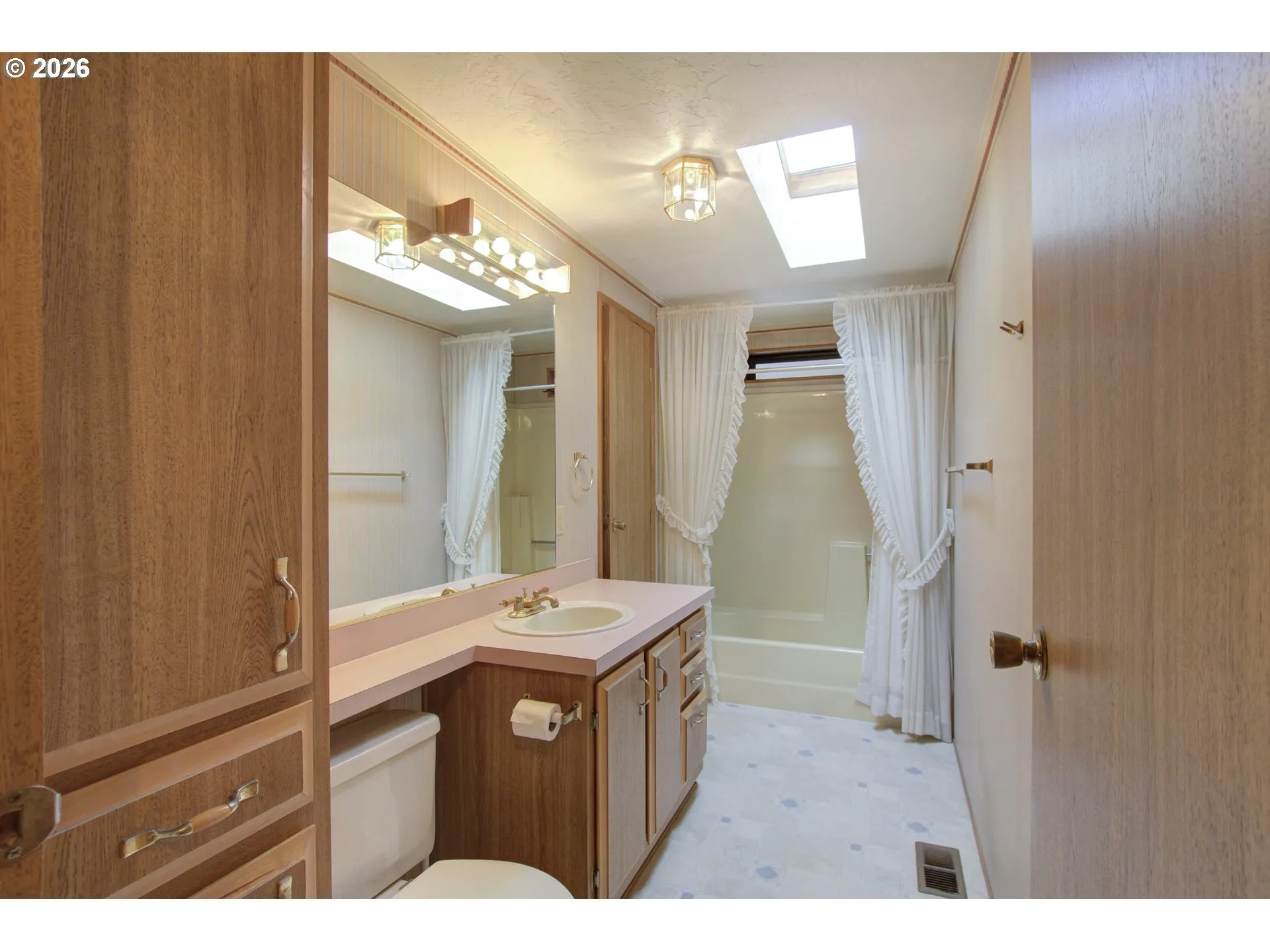 Bathroom-Main