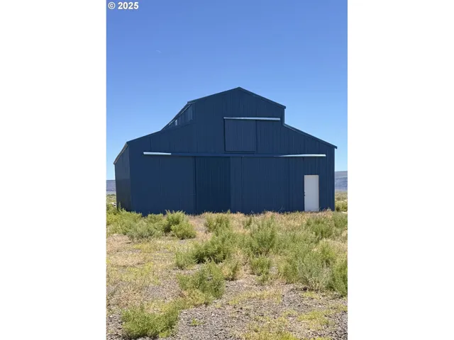 Barn