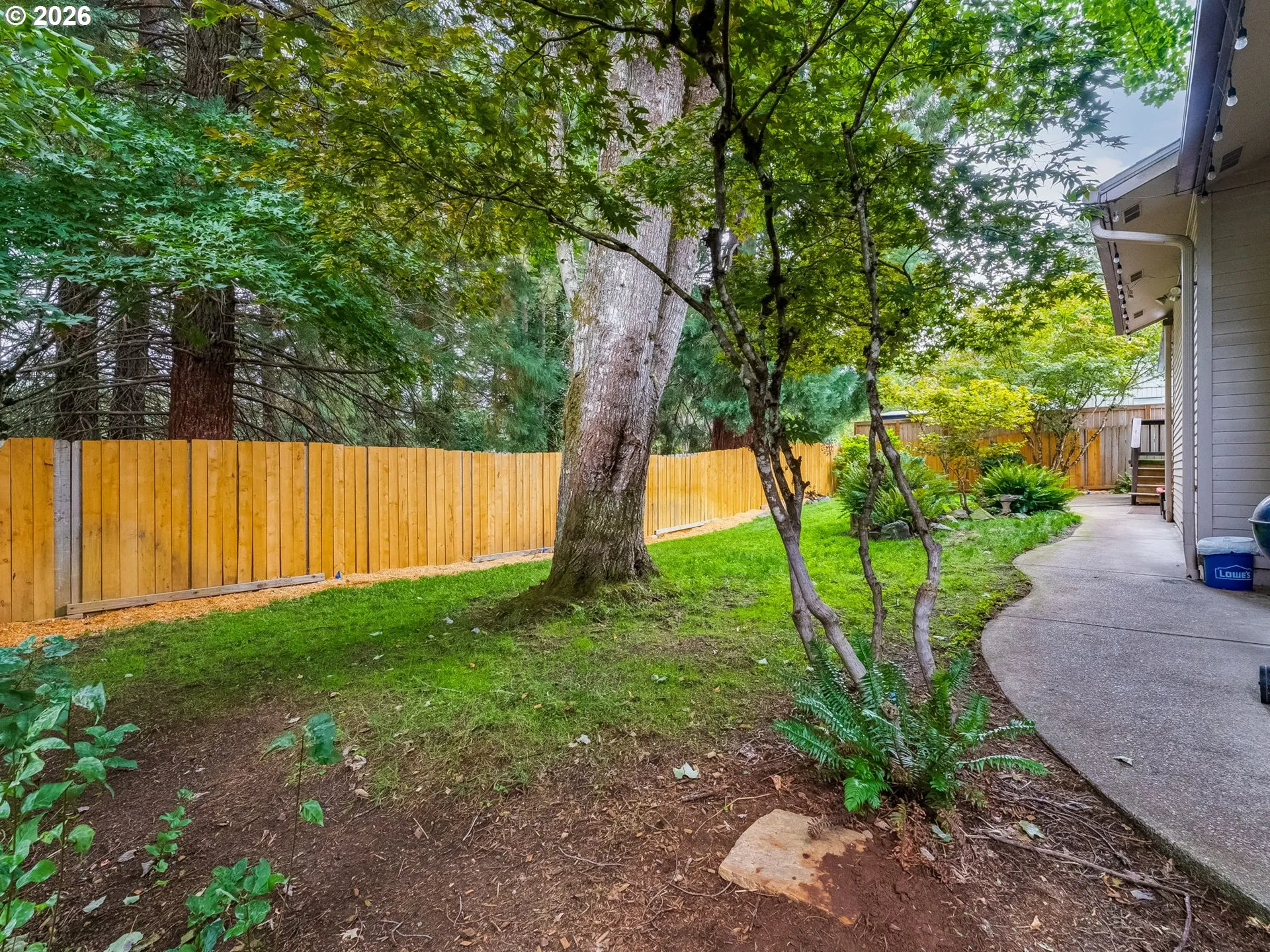 Yard-Fenced