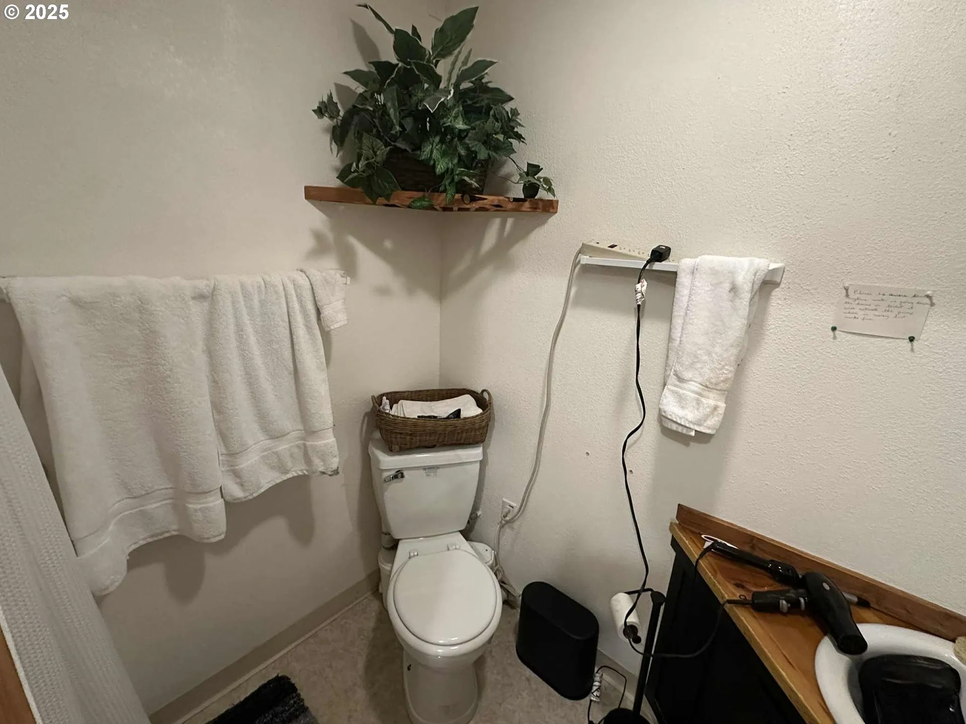 Bathroom-Lower