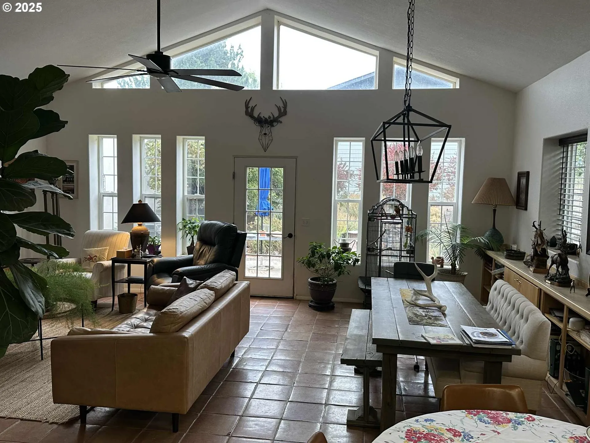 Living Room/Dining Room-Ceiling Fan