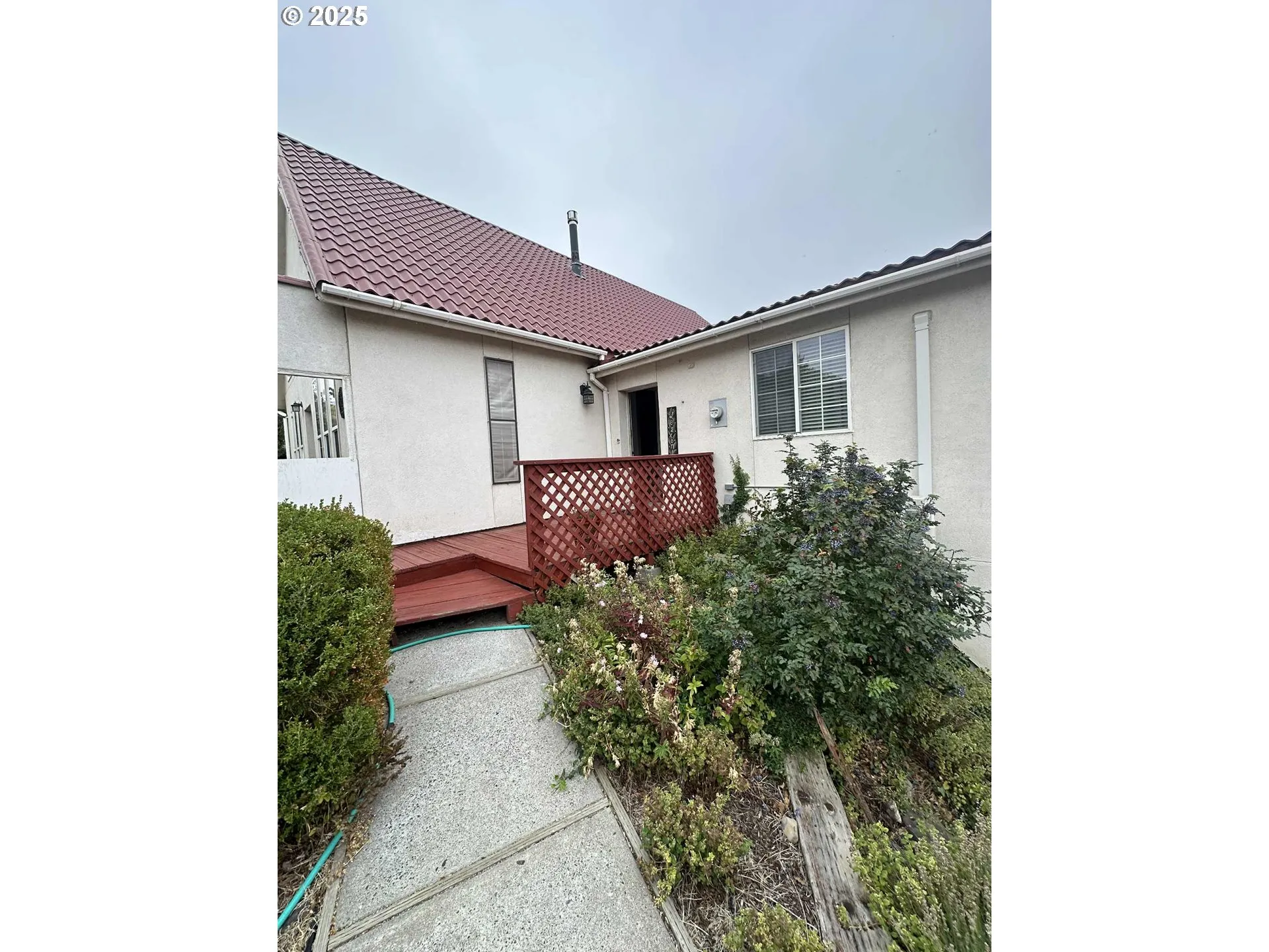 Yard-Front