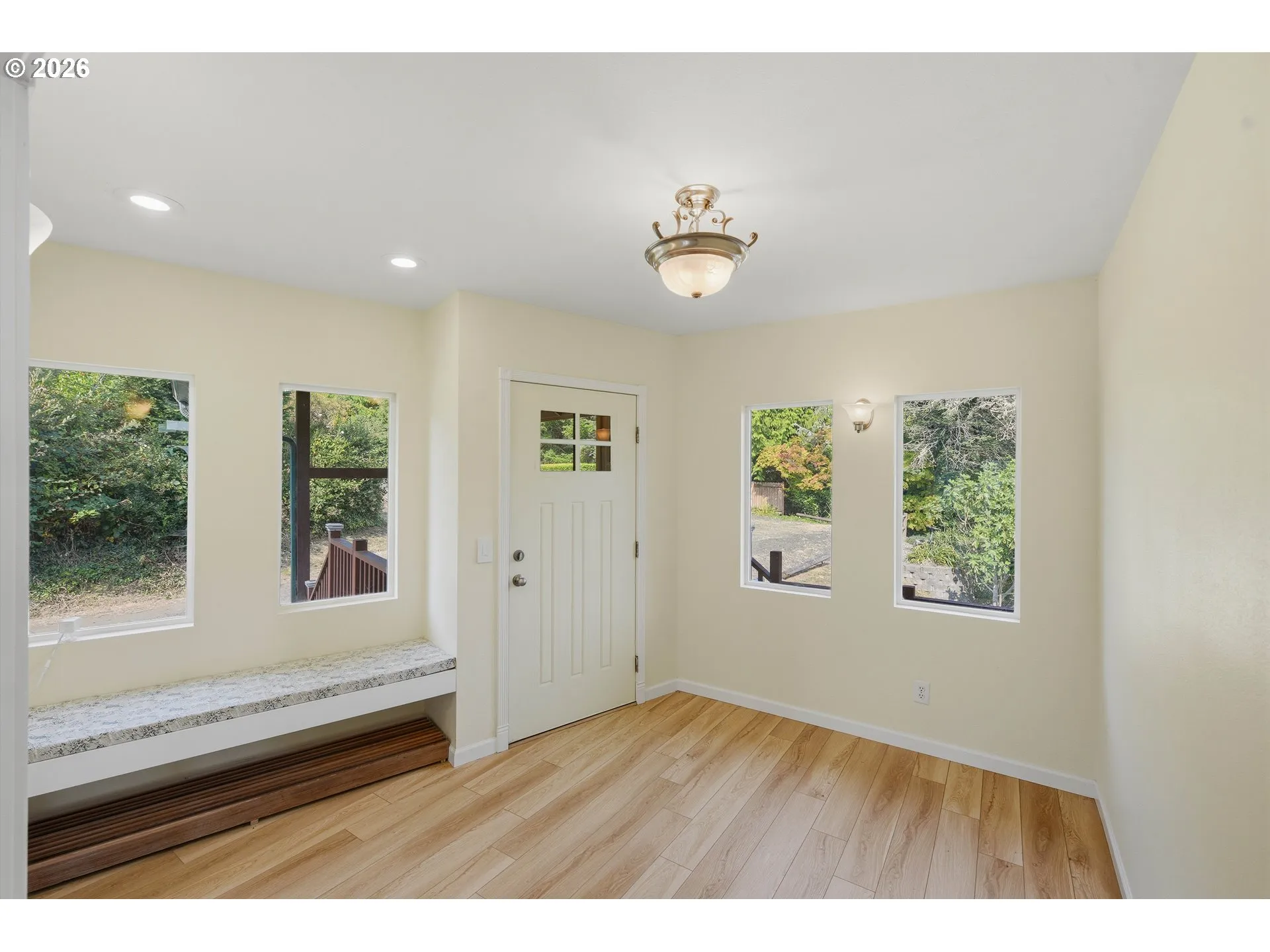 Entrance/Foyer