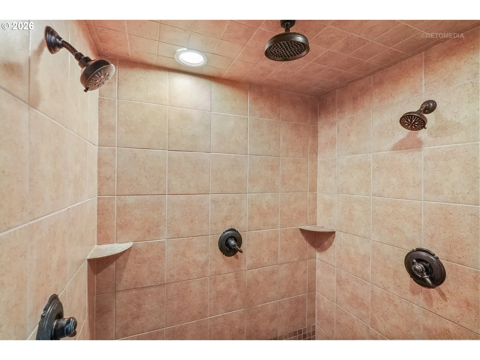 Bathroom-Walk in Shower