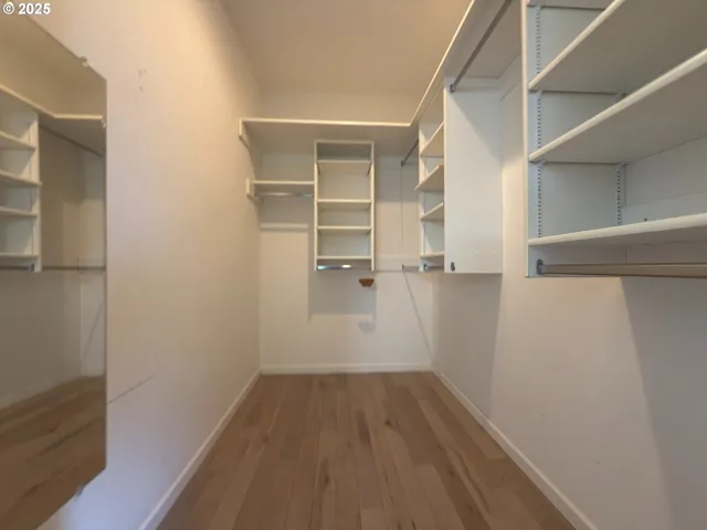 Bedroom-Walk-In Closet
