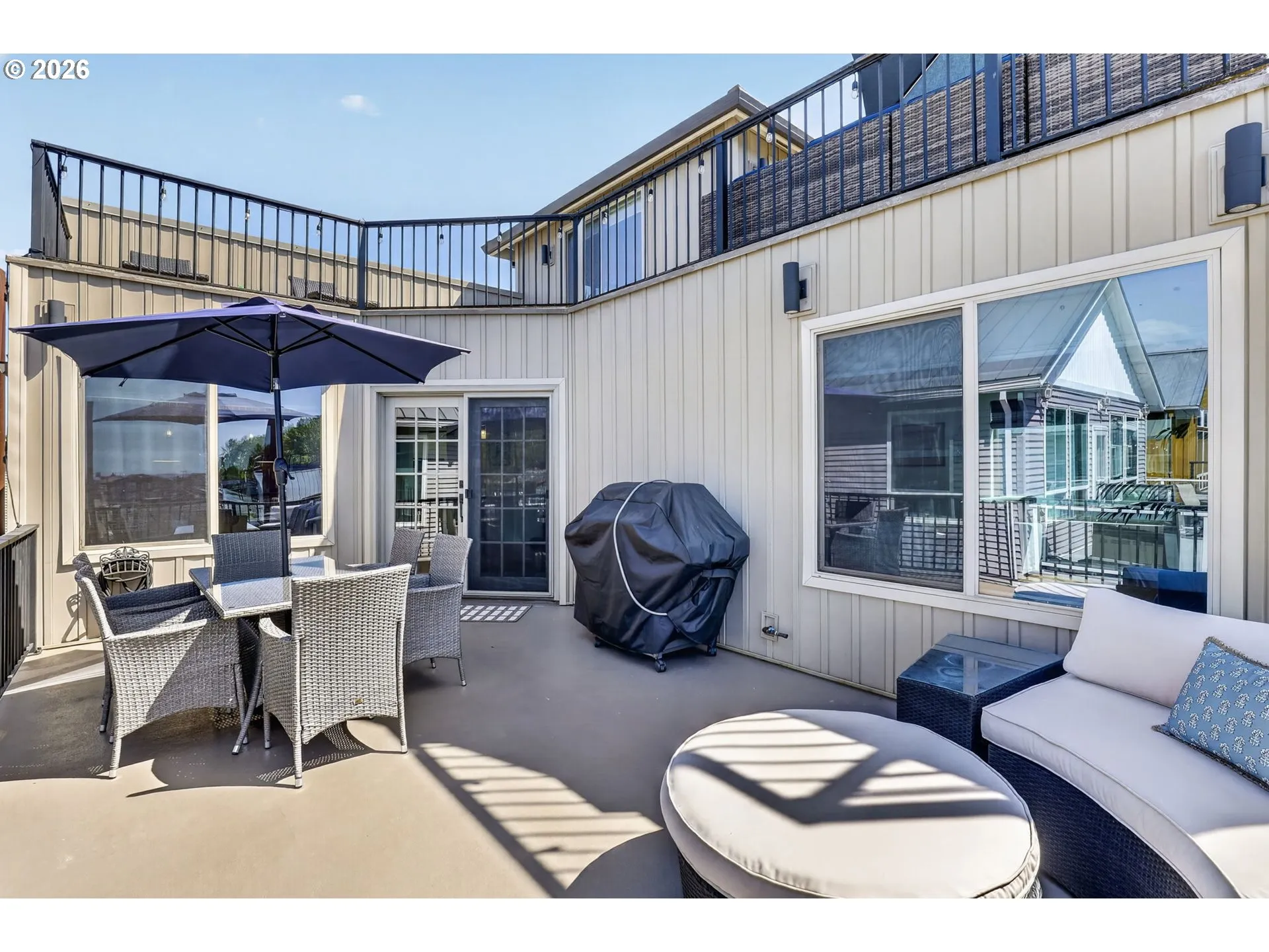 Deck-Upper