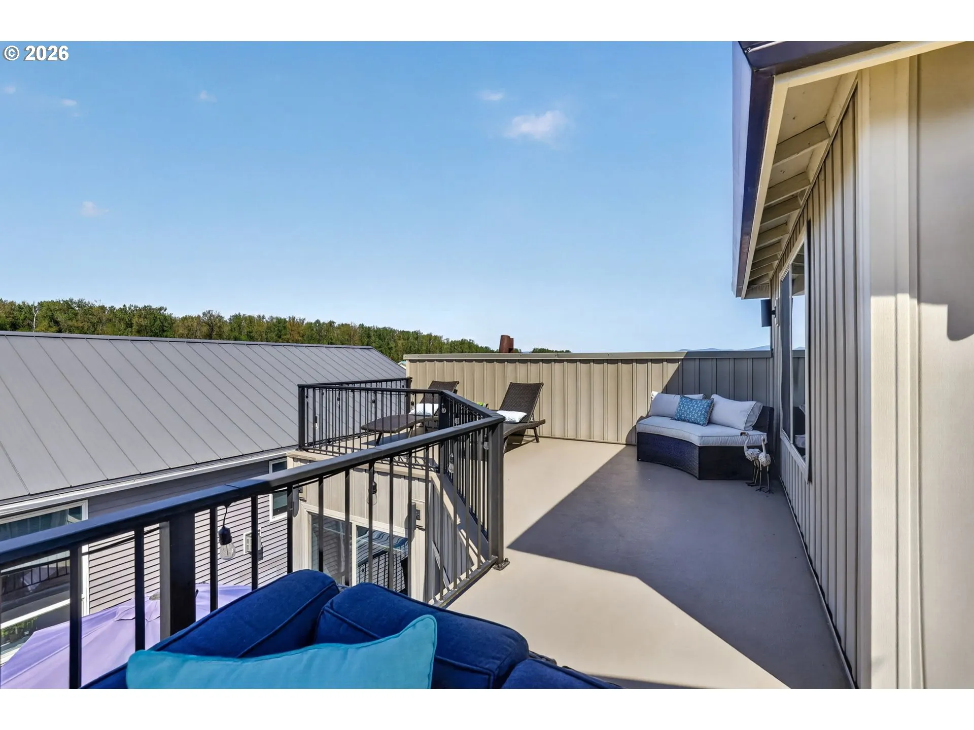 Deck-Upper