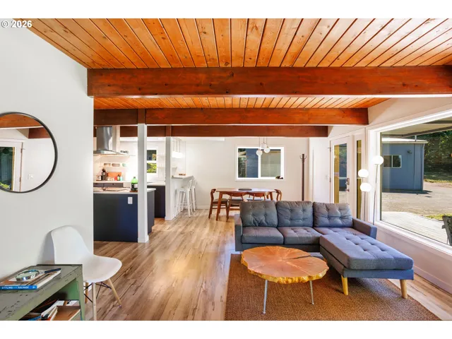 Living Room/Dining Room