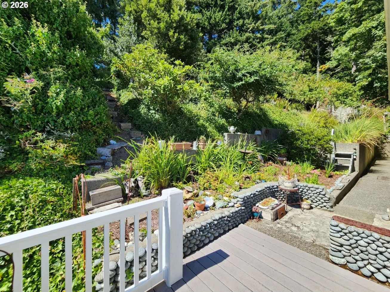 Yard-Front