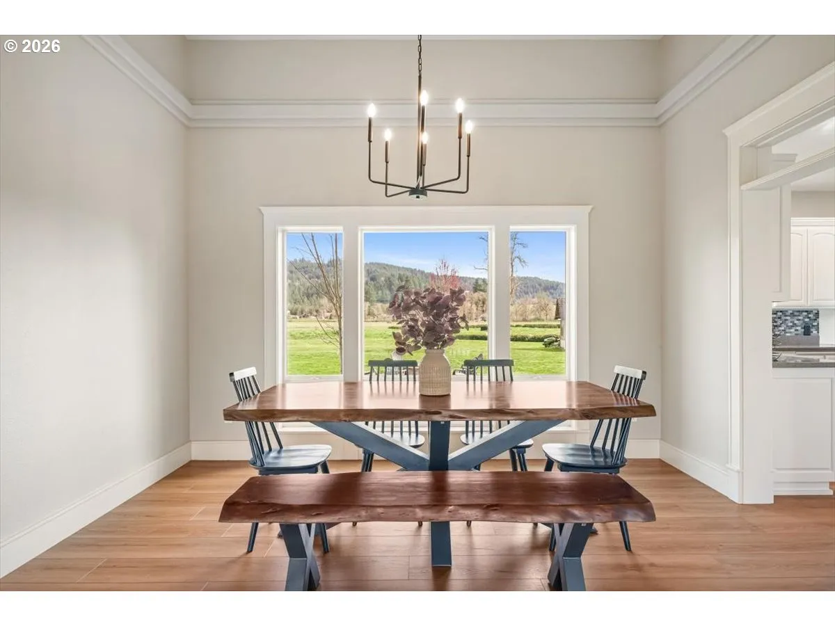Dining Room-Formal