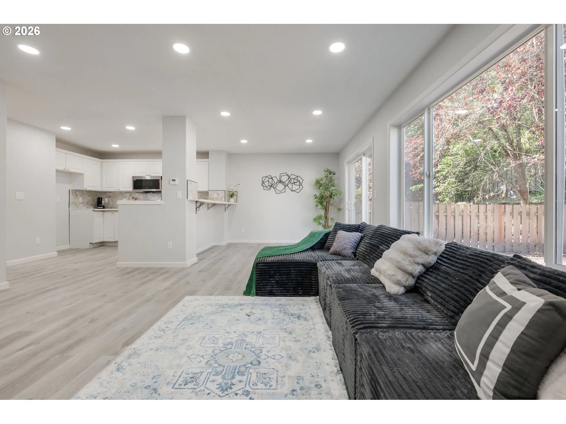 Living Room/Dining Room