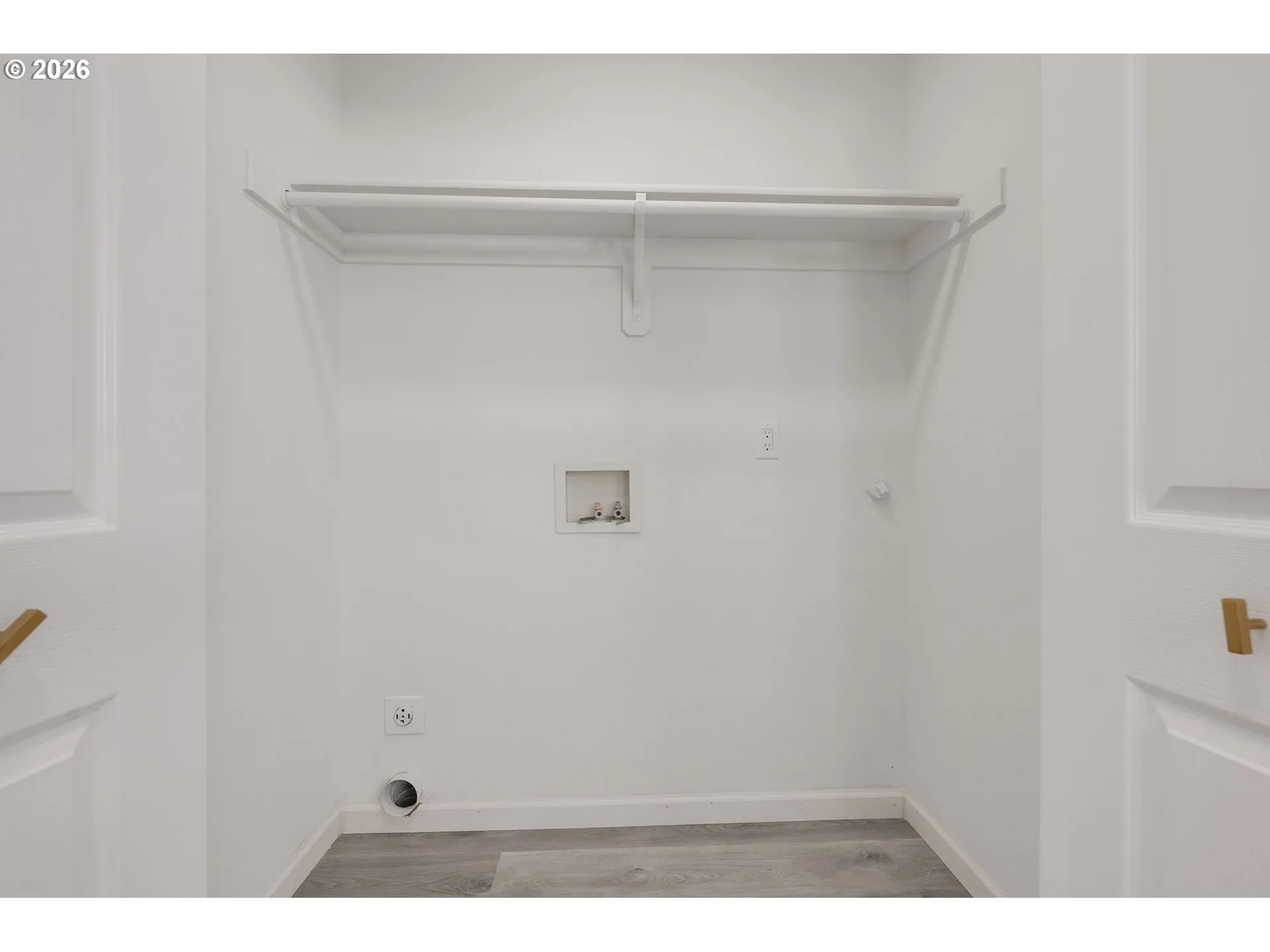 Laundry-Upper