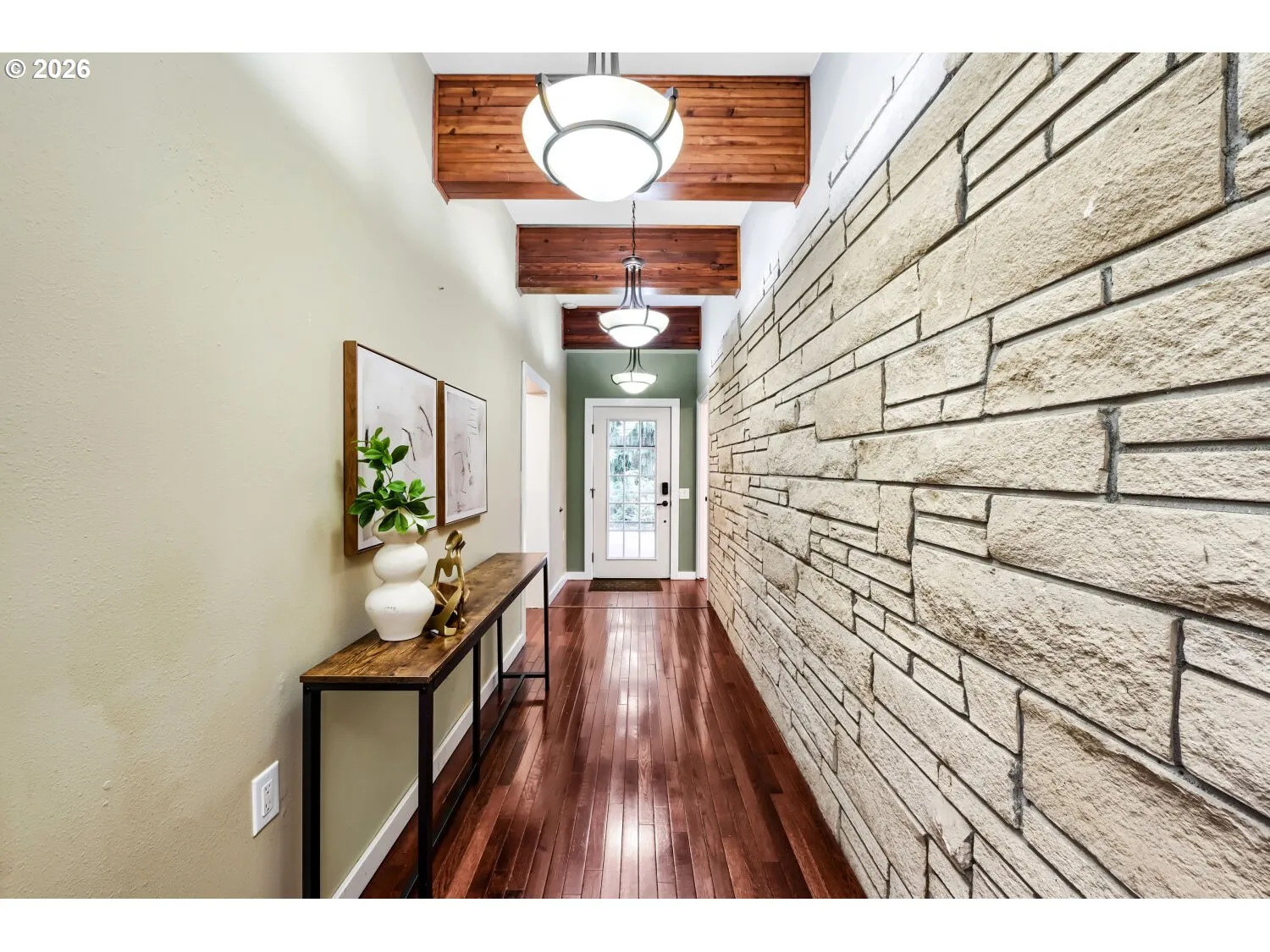 Entrance/Foyer