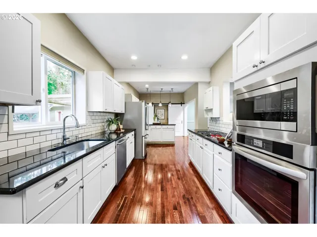 Kitchen-Oven