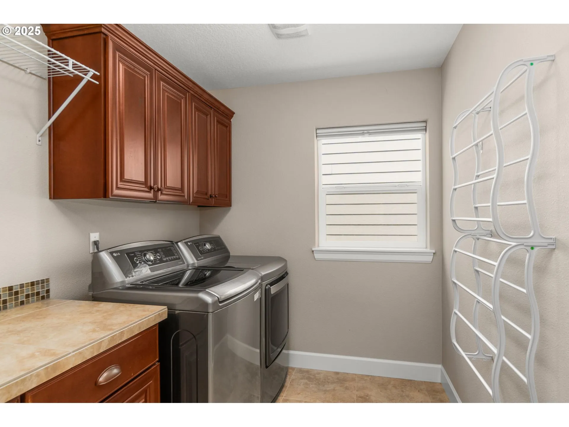 Laundry-Upper