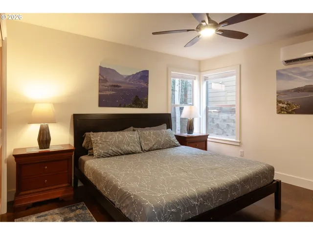 Bedroom-Lower
