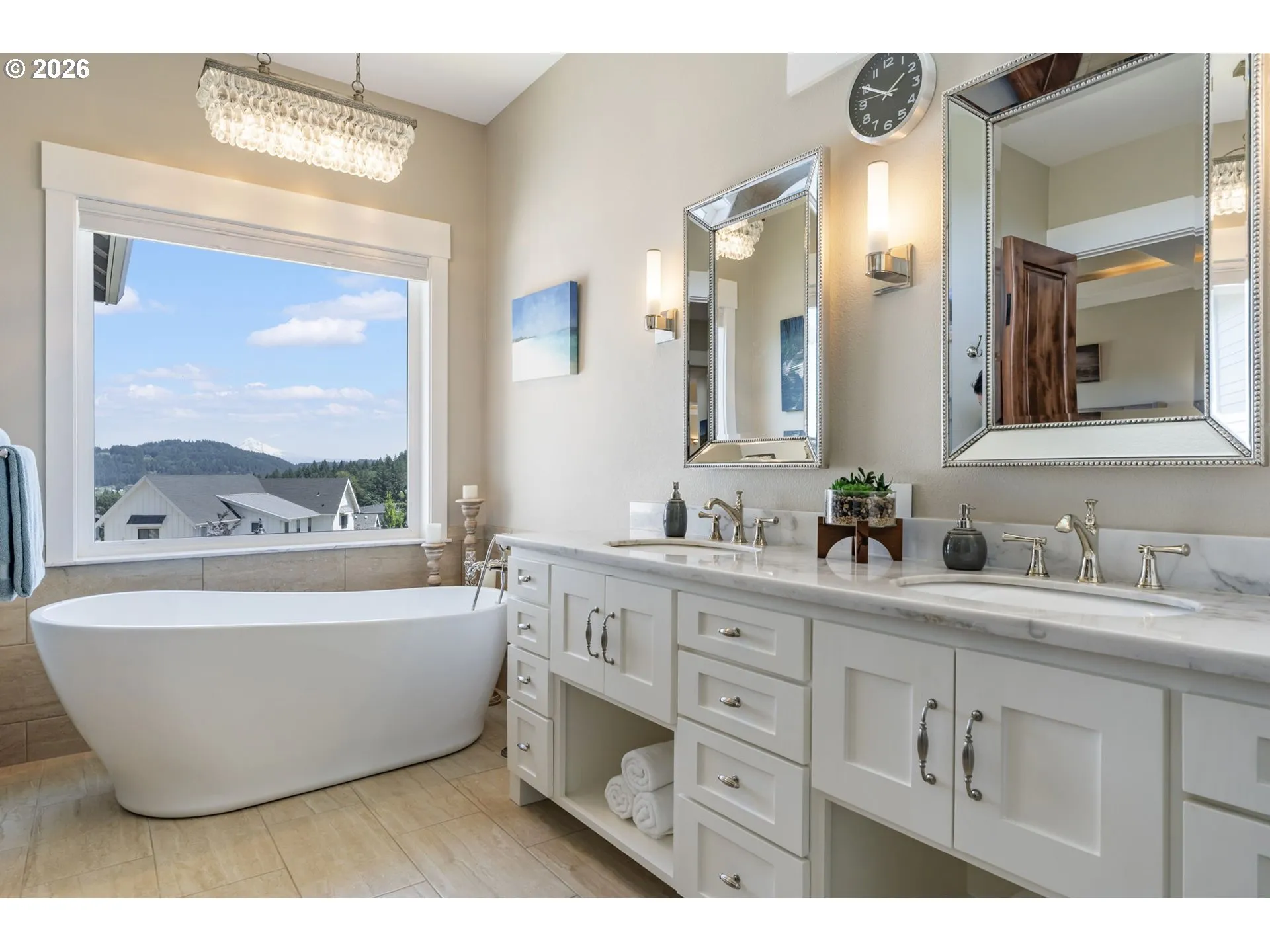 Owner's Suite Bathroom-Garden Tub