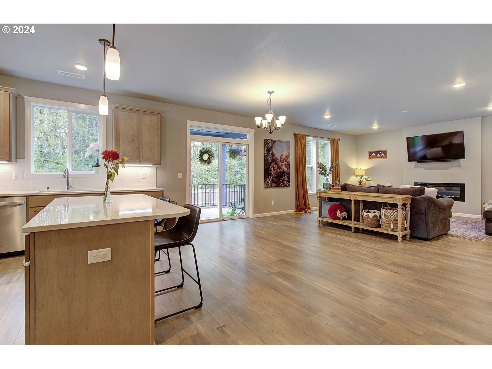 Kitchen/Dining Room