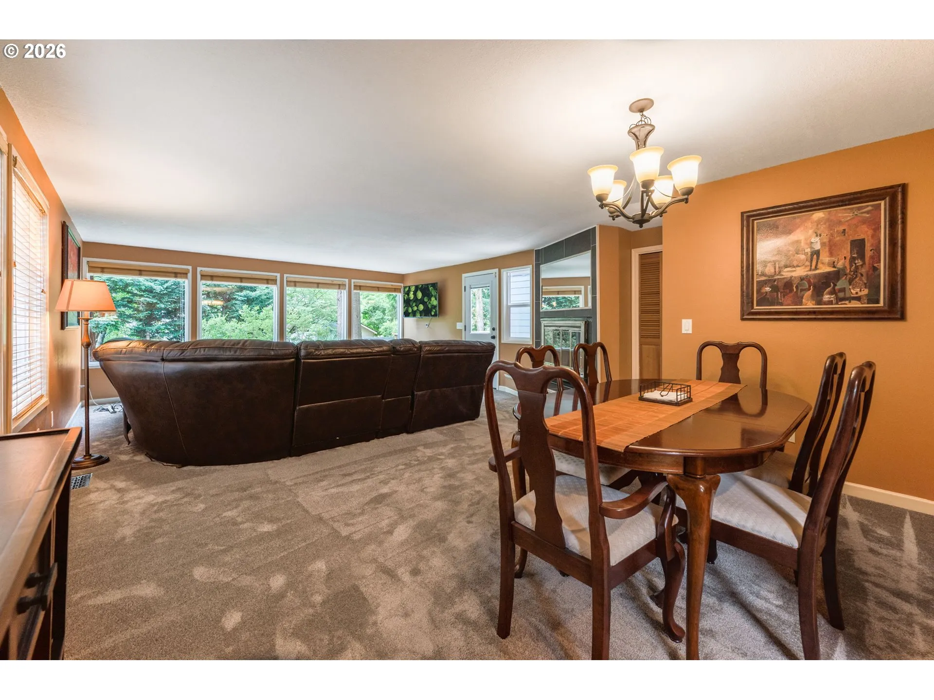 Living Room/Dining Room