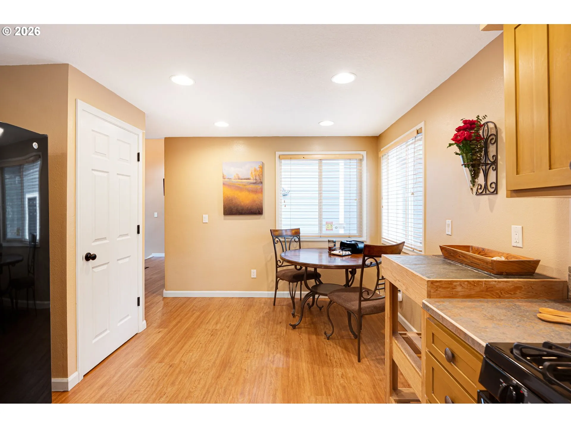 Kitchen/Nook-Eating Area