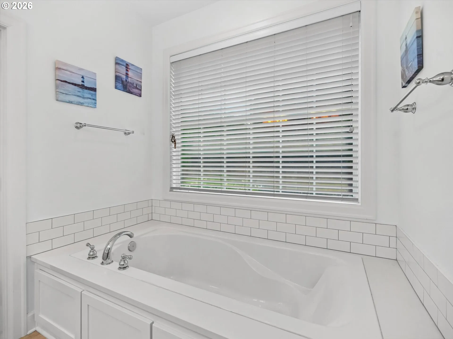 Primary Bedroom-Attached Bathroom