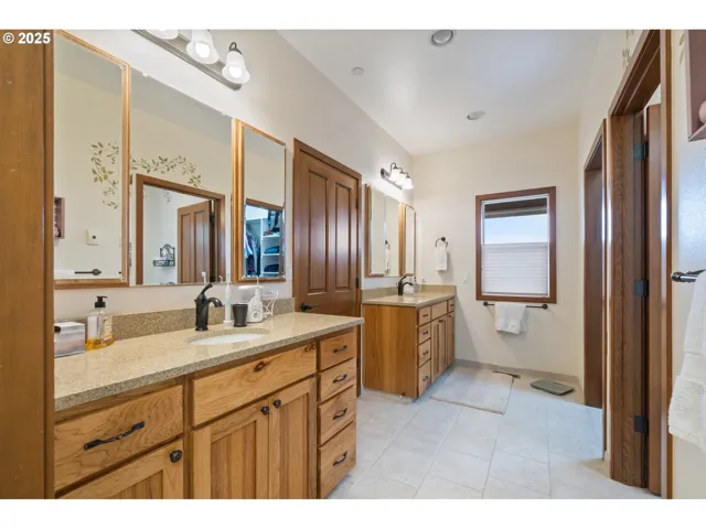 Owner's Suite Bathroom-Double Sinks