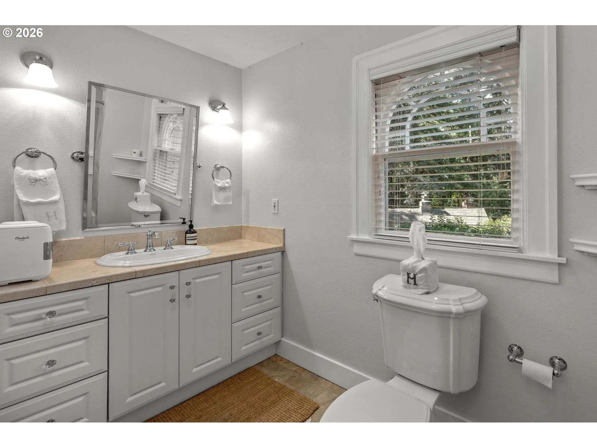 Bathroom-Hall